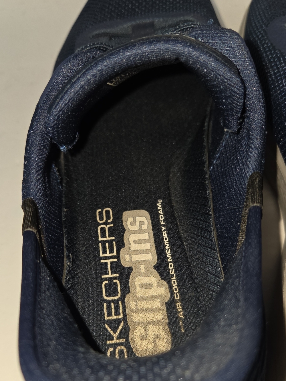 Skechers Navy and White GOwalk Slip-Ins Mens Shoes Size 10 - Picture 8 of 11